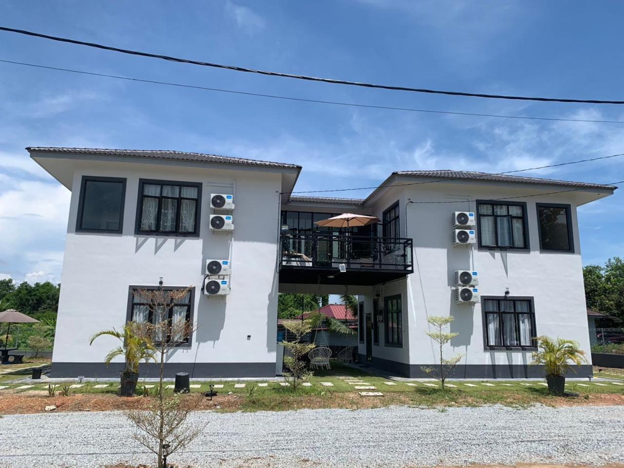 Homestay White Tokma Pantai Puteri Malacca Eksteriør bilde